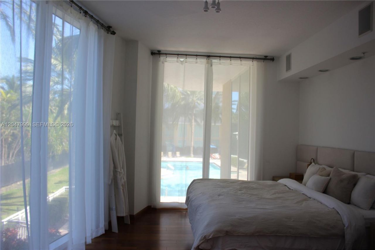 1745 E Hallandale Beach Blvd , Unit 103W, Hallandale Beach, FL 33009 Photo