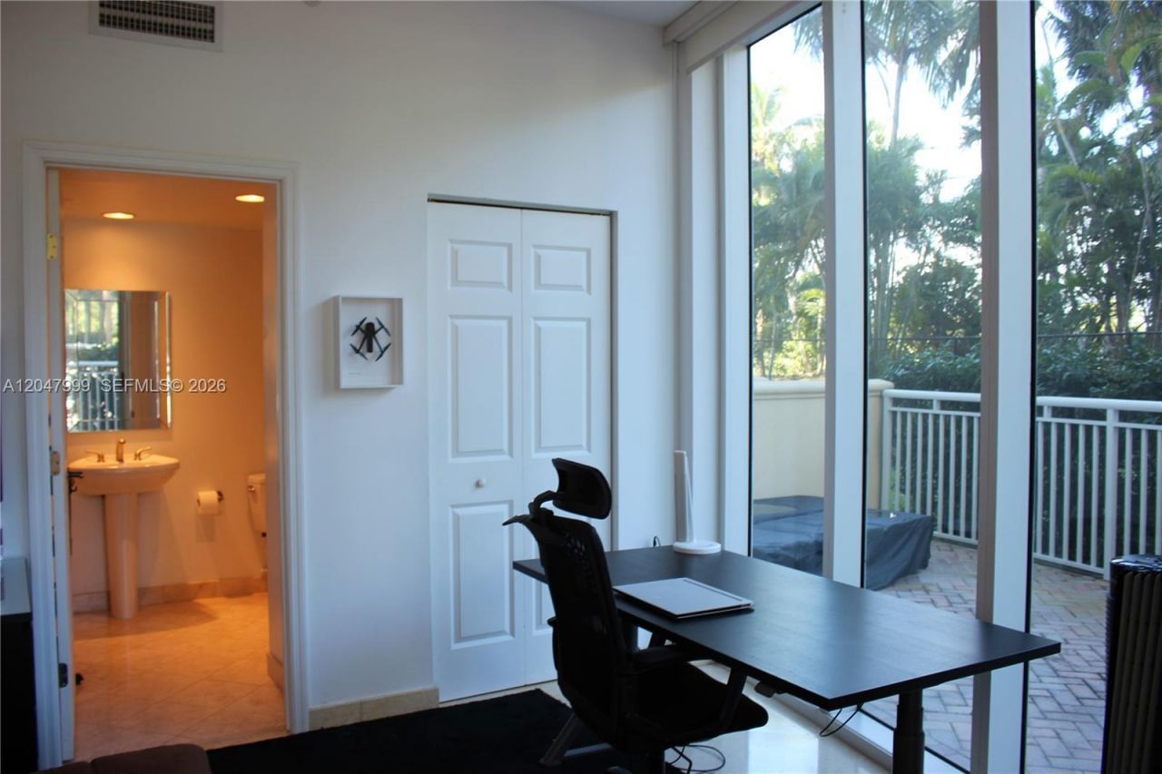 1745 E Hallandale Beach Blvd , Unit 103W, Hallandale Beach, FL 33009 Photo