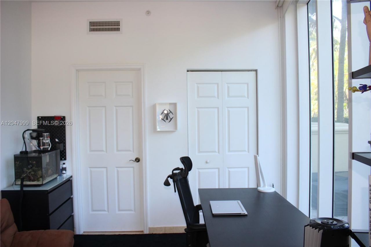 1745 E Hallandale Beach Blvd , Unit 103W, Hallandale Beach, FL 33009 Photo