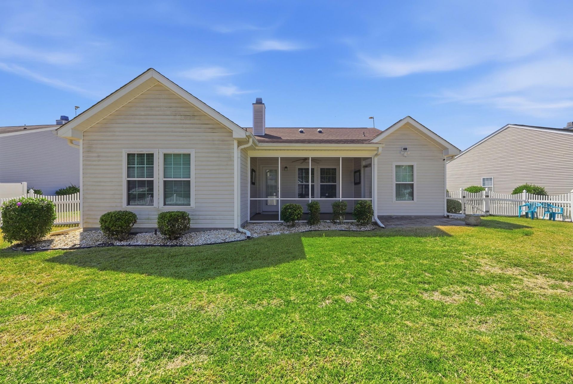 215 Devonbrook Pl. Photo 39