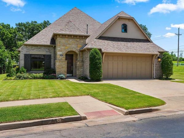 1815 S Ashton, Stillwater, OK 74074