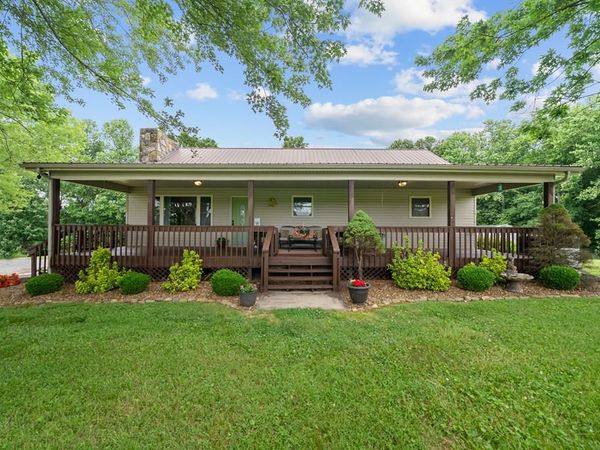 600 Dave Garrett Rd., Crossville, TN 38571