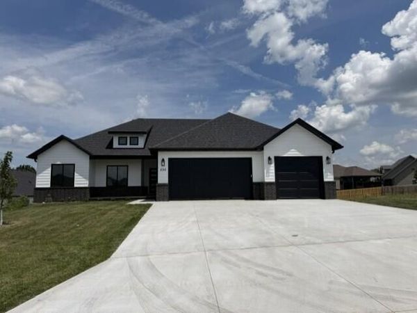 230 Hamilton Street , Rogersville, MO 65742