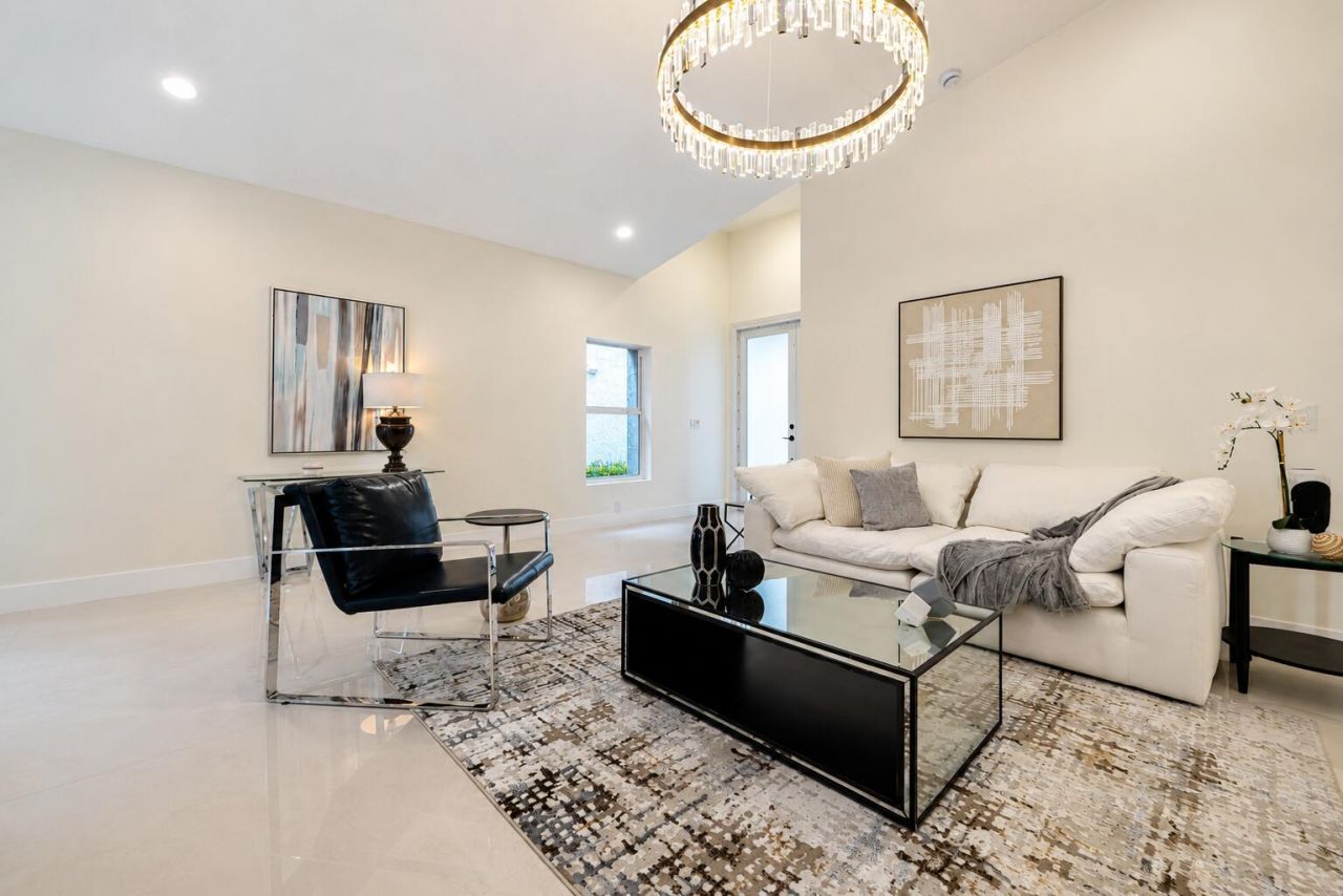 17277 Hampton Boulevard, Boca Raton, FL 33496 Photo