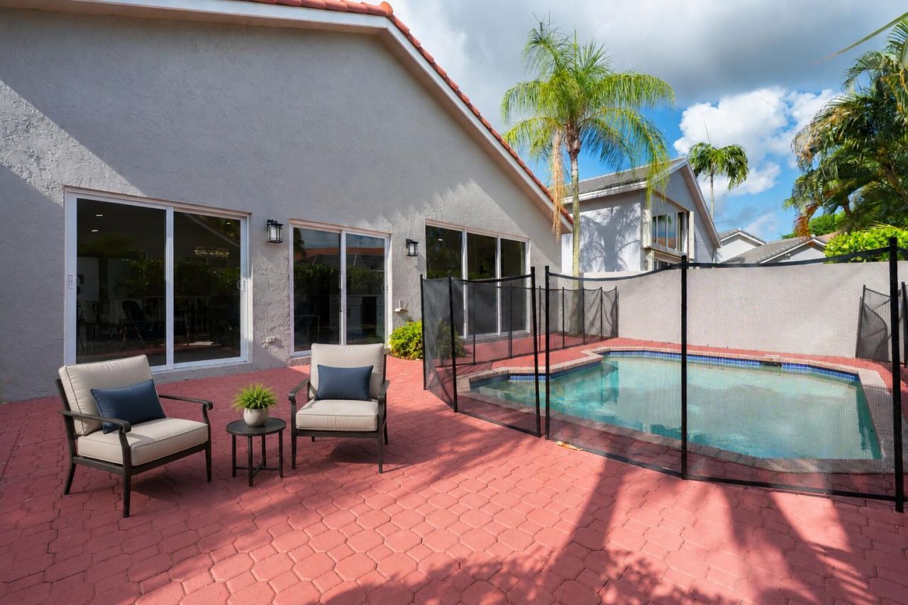17277 Hampton Boulevard, Boca Raton, FL 33496 Photo