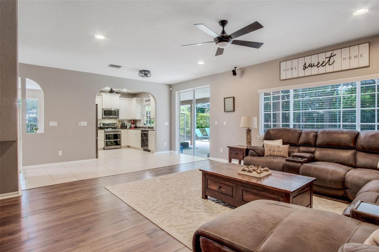 159 Red Maple Burl Circle , Debary, FL 32713 Photo