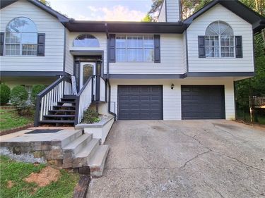1142 Riverside Trace , Buford, GA 30518