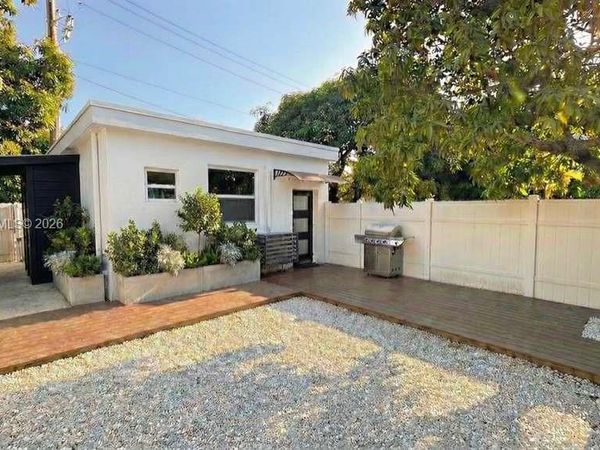 220 NW 126th St , Unit #B, North Miami, FL 33168