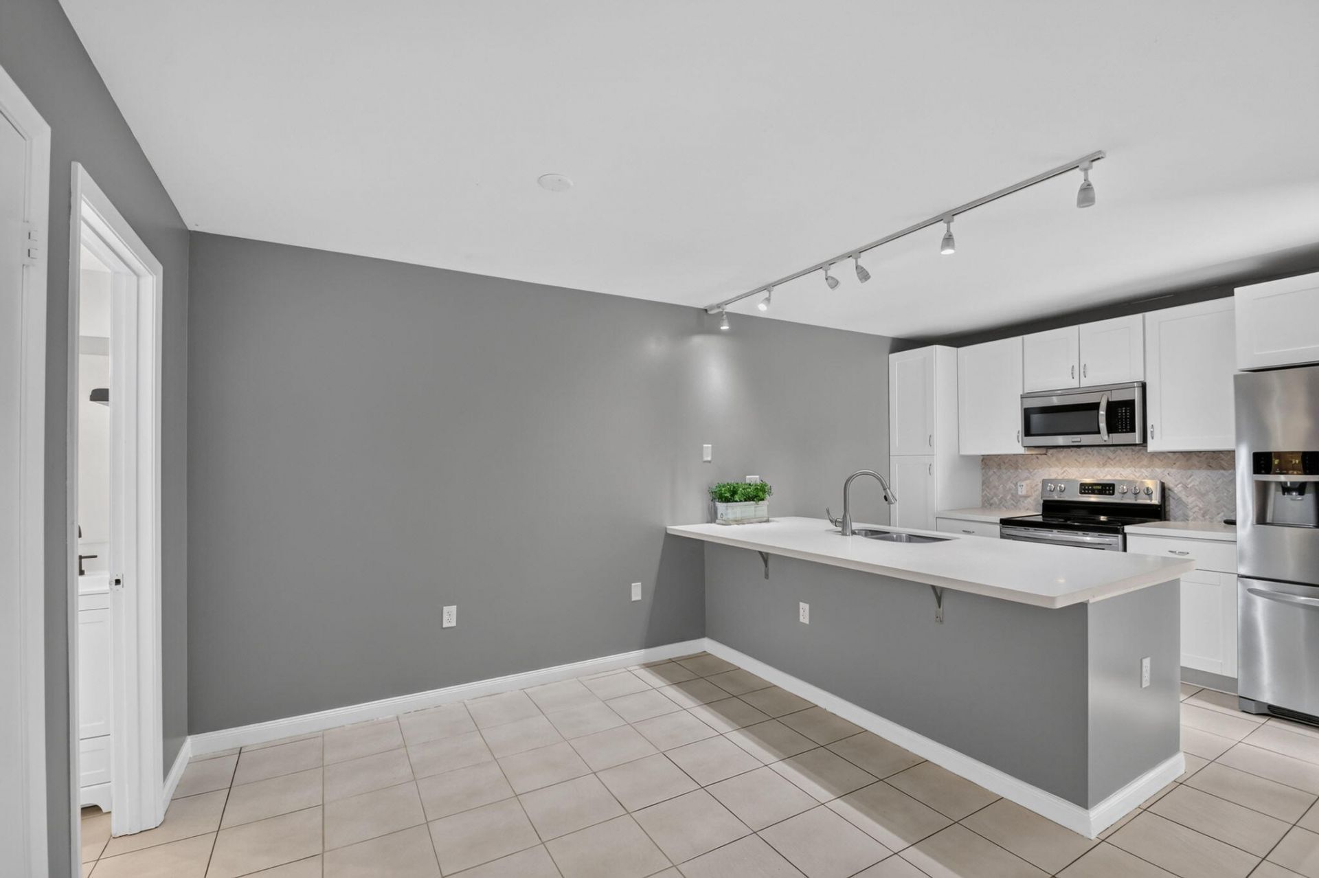 7109 71st Way, West Palm Beach, FL 33407 Photo