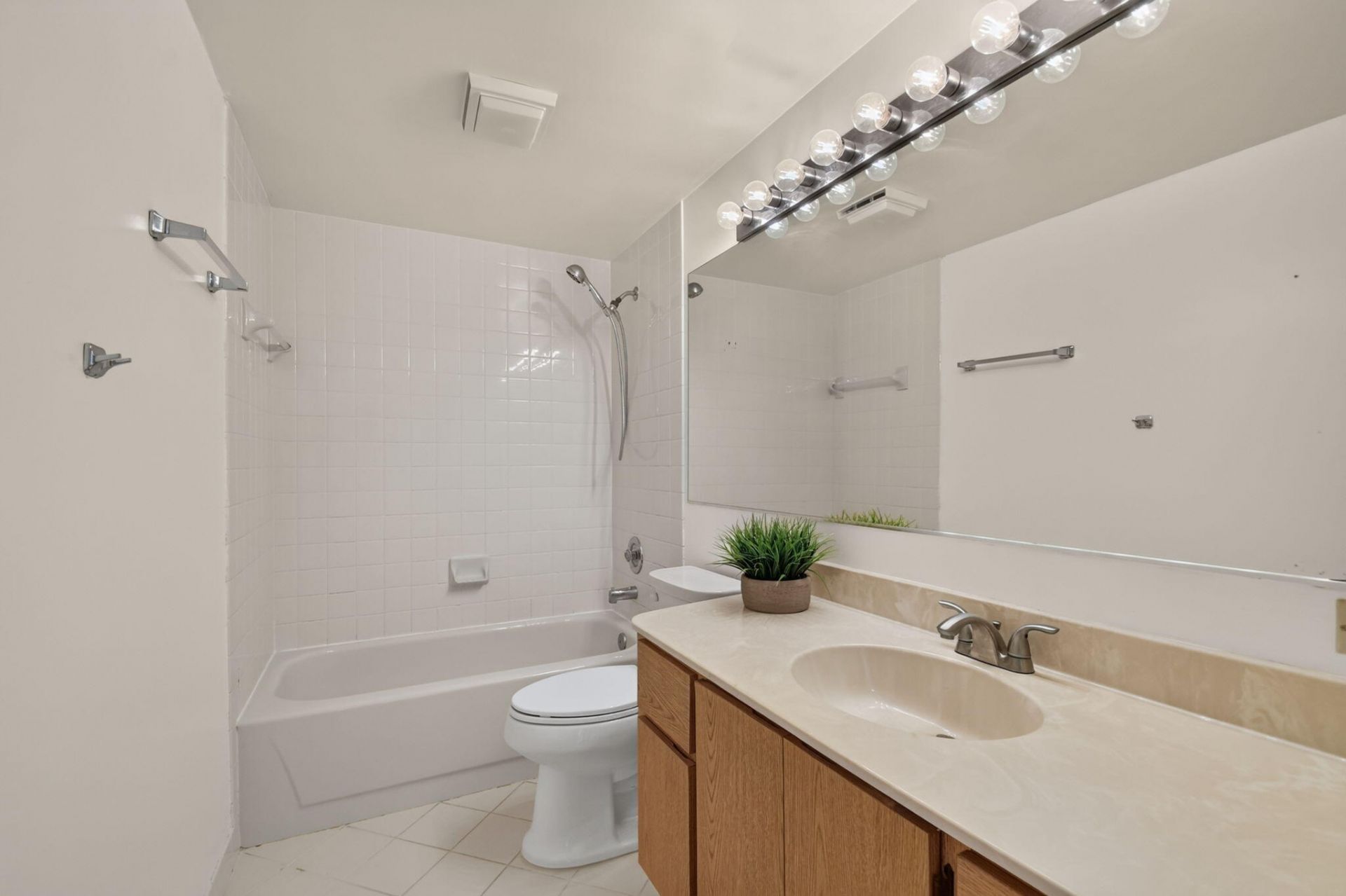 7109 71st Way, West Palm Beach, FL 33407 Photo