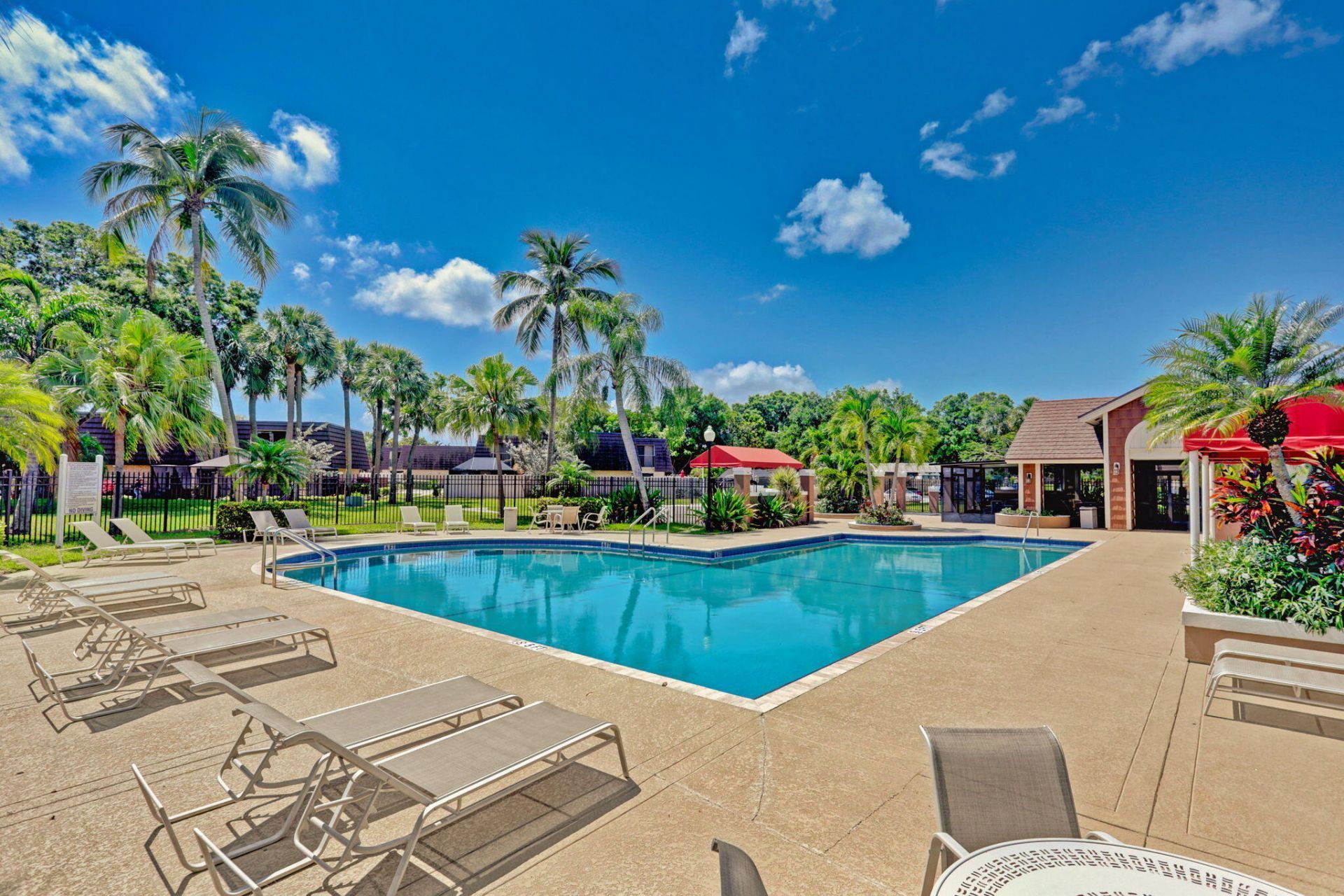 7109 71st Way, West Palm Beach, FL 33407 Photo