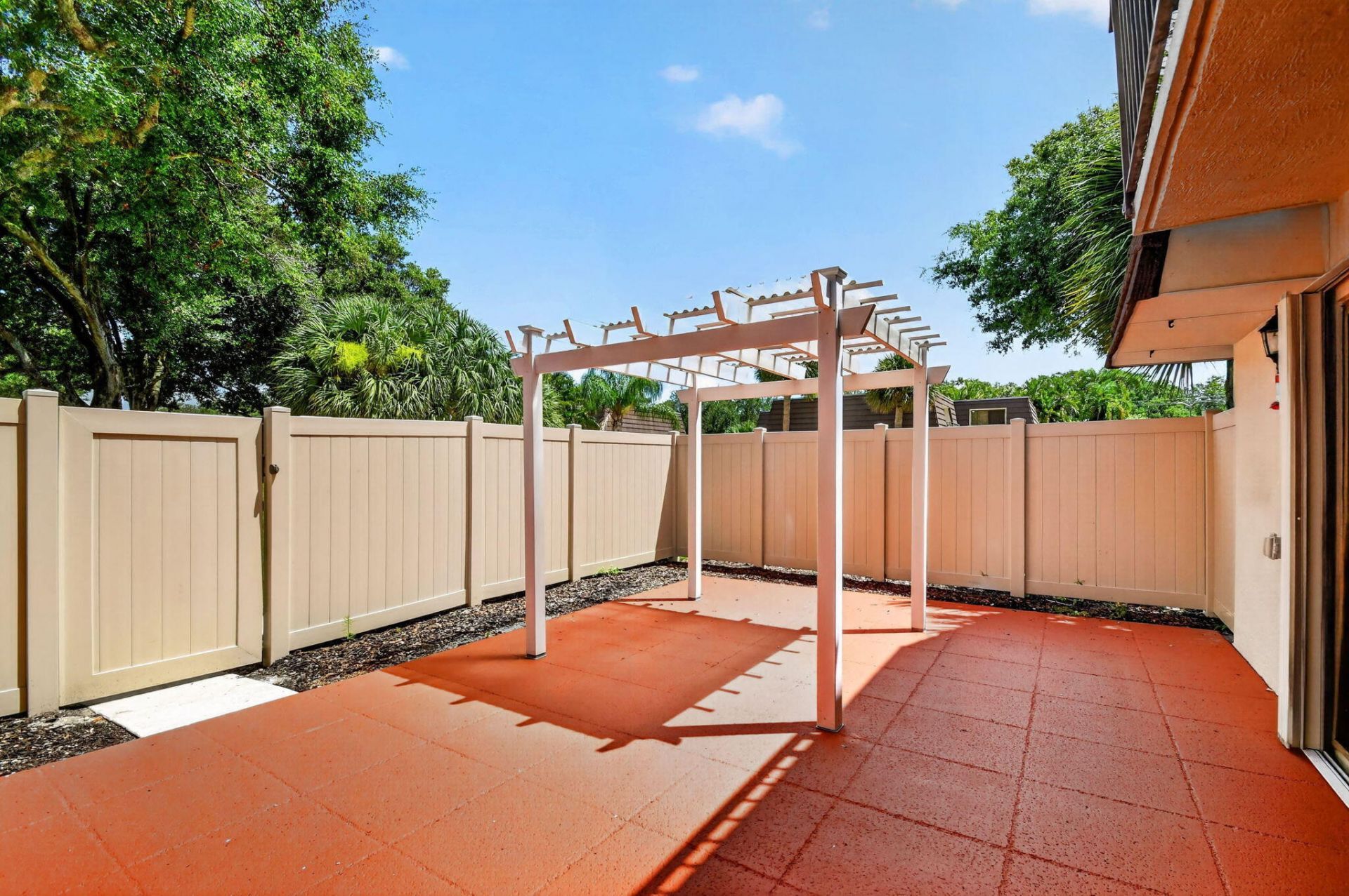 7109 71st Way, West Palm Beach, FL 33407 Photo