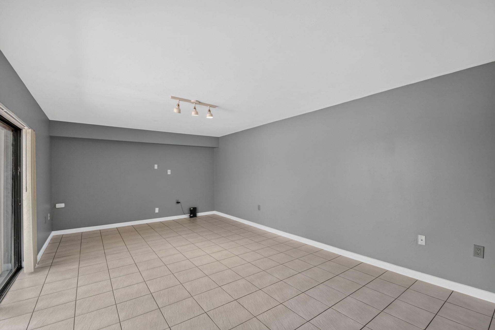 7109 71st Way, West Palm Beach, FL 33407 Photo