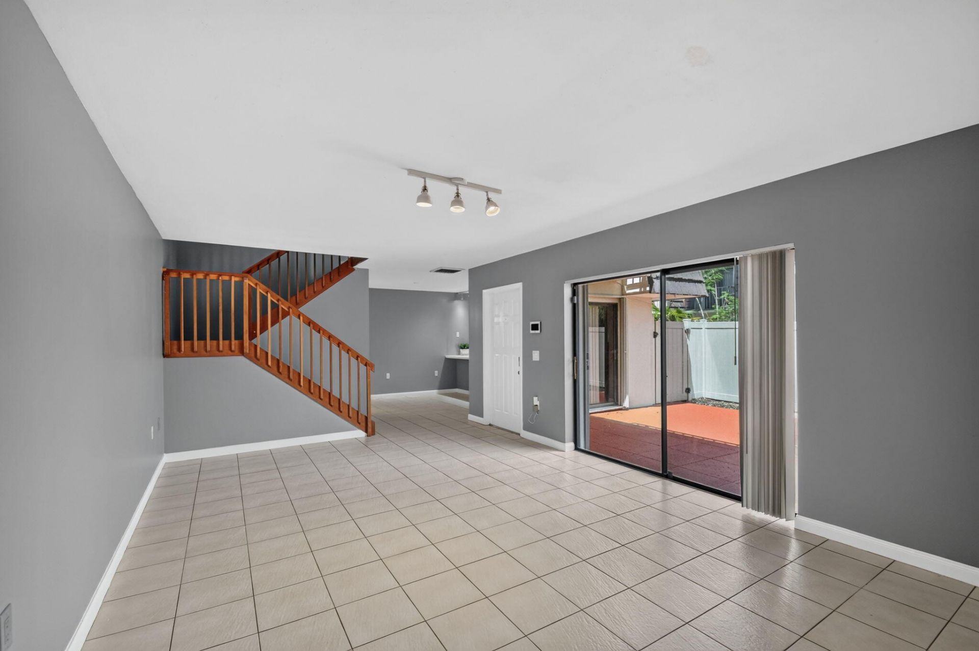 7109 71st Way, West Palm Beach, FL 33407 Photo
