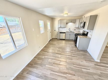 1145 York Way, Sparks, NV 89431 Photo