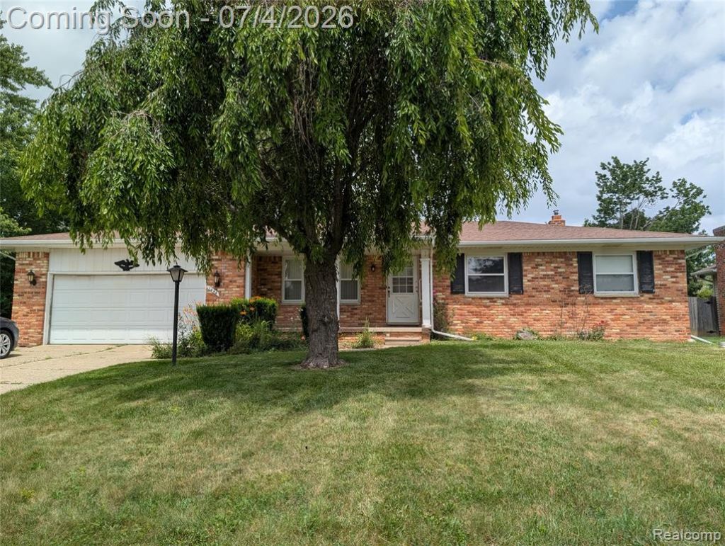 1444 Knollridge Lane, Flint Township, MI 48507 Main Photo
