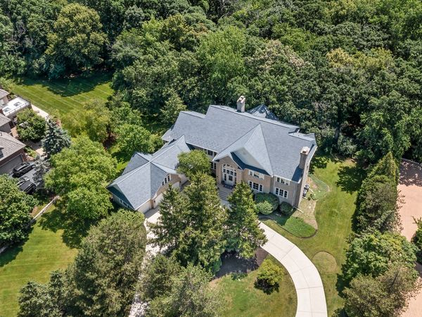3 Hillburn Court, North Barrington, IL 60010