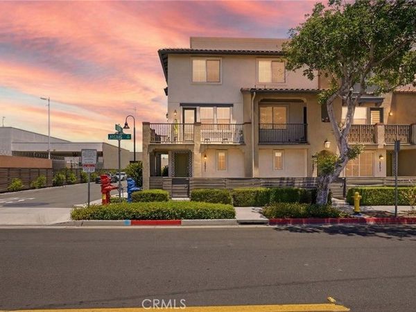 2560 Valentina, Commerce, CA 90040