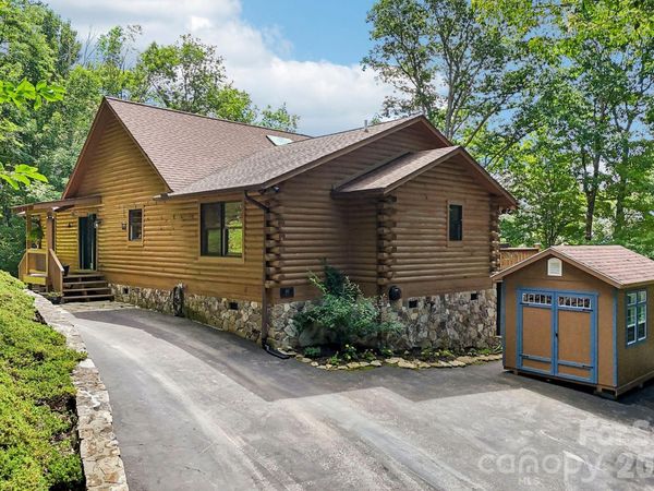 469 Tearshirt Lane, Mars Hill, NC 28754
