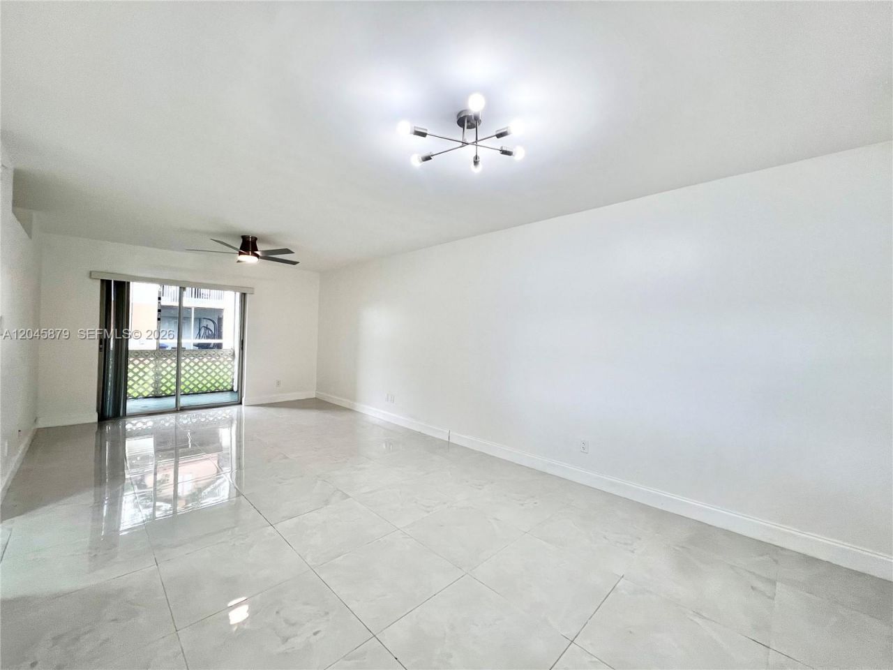 842 NW 92nd Ave, Unit 842, Plantation, FL 33324 Photo