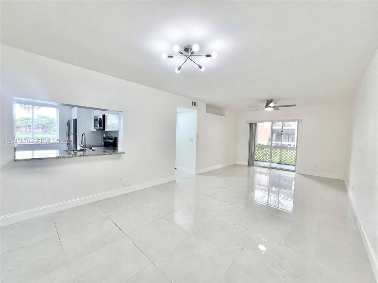 842 NW 92nd Ave, Unit 842, Plantation, FL 33324 Photo