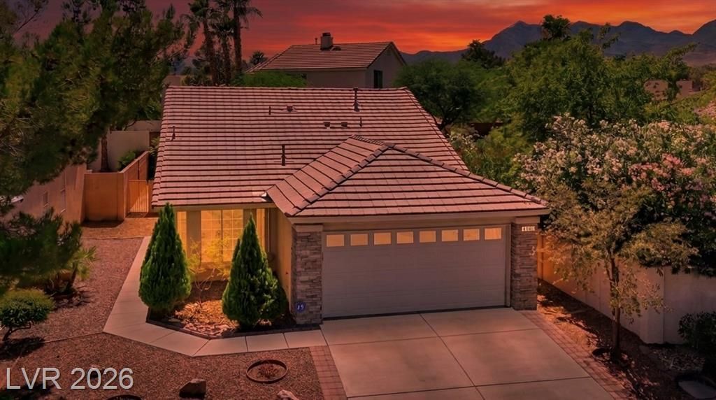 1705 Eagle Peak Way, Las Vegas, NV 89134 Main Photo