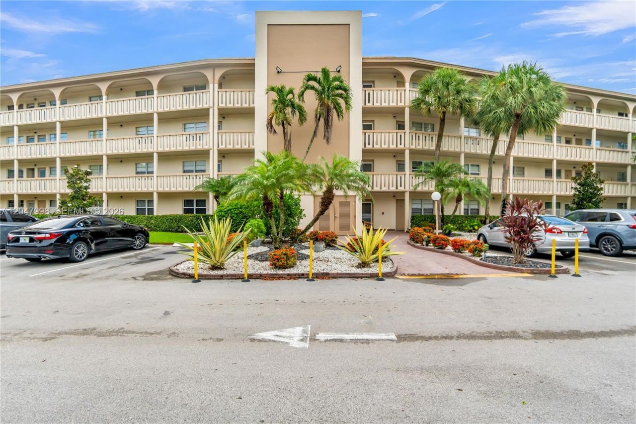 2305 Lucaya Ln , Unit H1, Coconut Creek, FL 33066 Photo