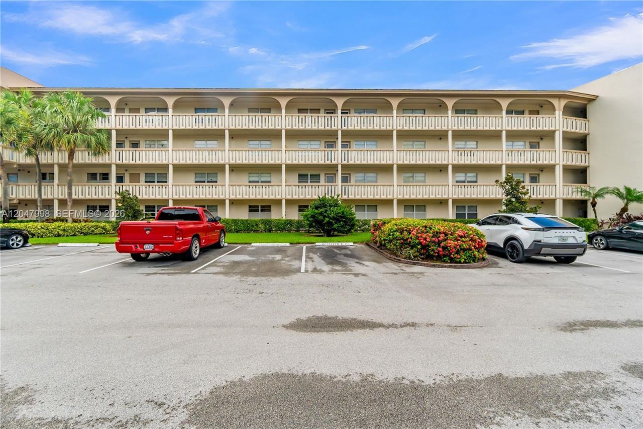 2305 Lucaya Ln , Unit H1, Coconut Creek, FL 33066 Photo