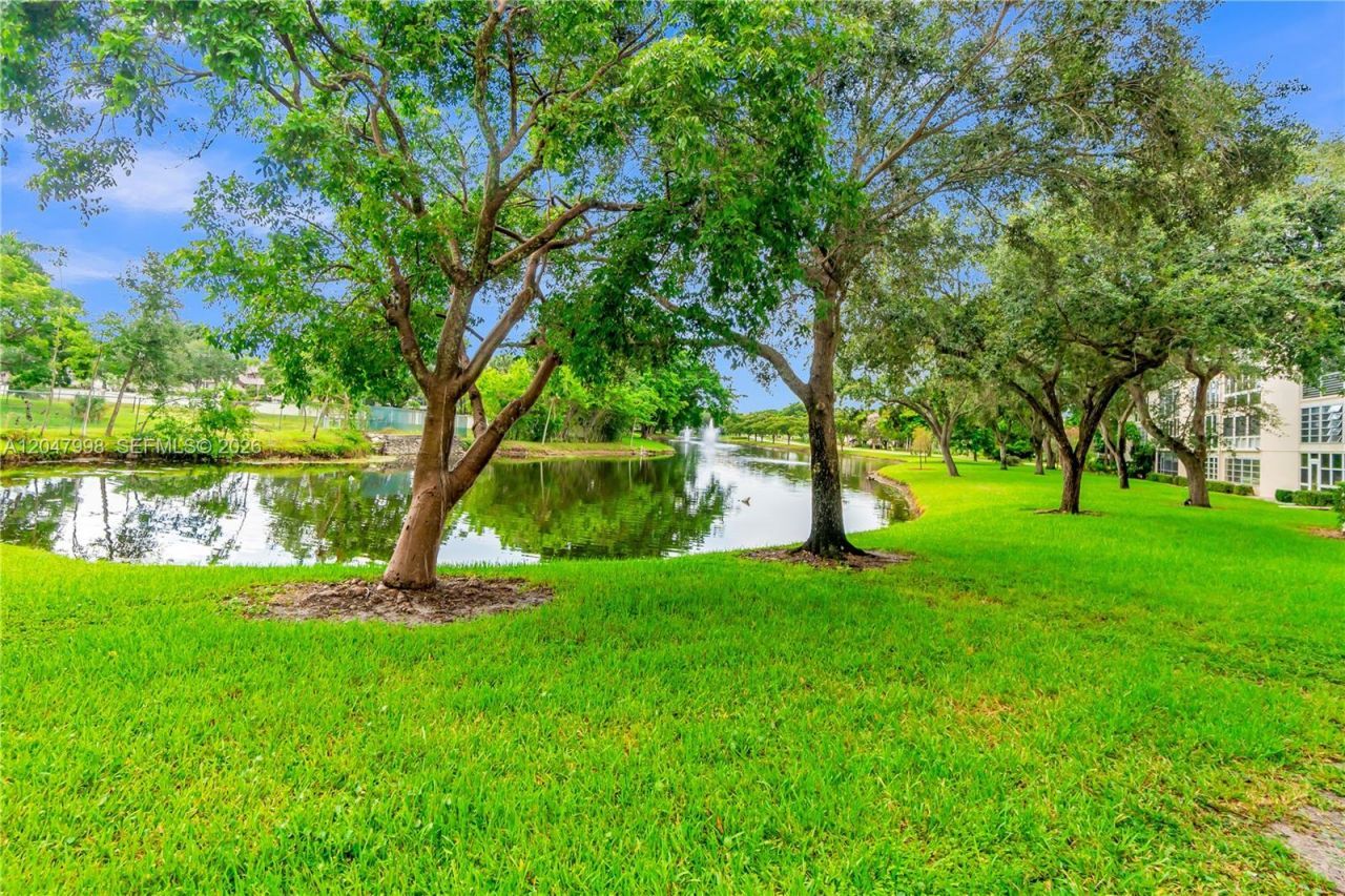 2305 Lucaya Ln , Unit H1, Coconut Creek, FL 33066 Photo