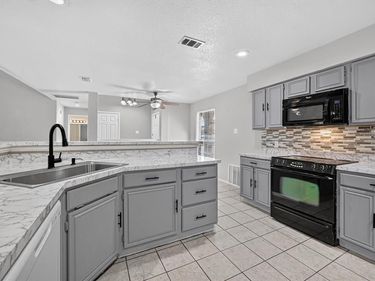 7405 Emerywood Lane, Fort Worth, TX 76137
