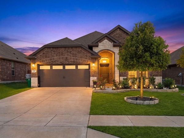 124 Wagon Mound, Waxahachie, TX 75167