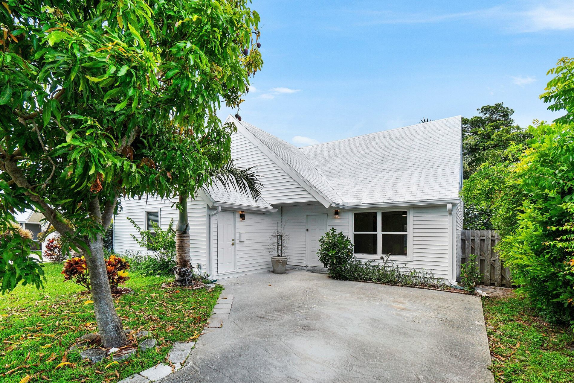 5119 Oak Hill Road, Delray Beach, FL 33484 Photo