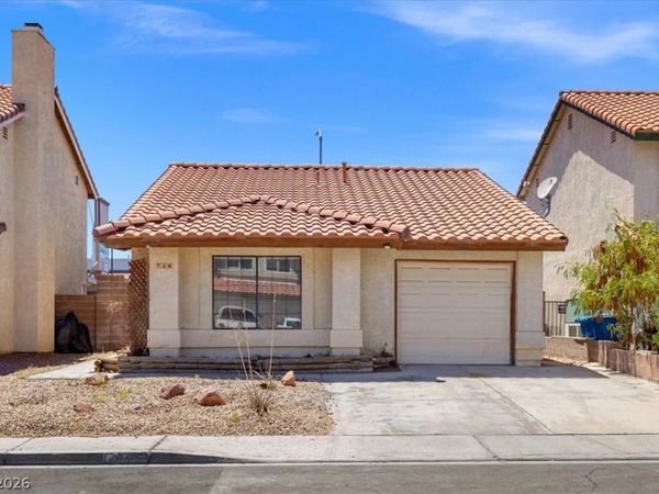 728 Kelso Way , Las Vegas, NV 89107