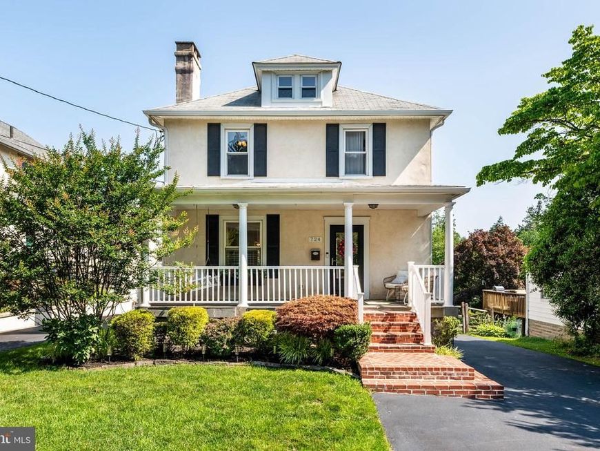 724 Ashurst Road, Havertown, PA 19083 Main Photo