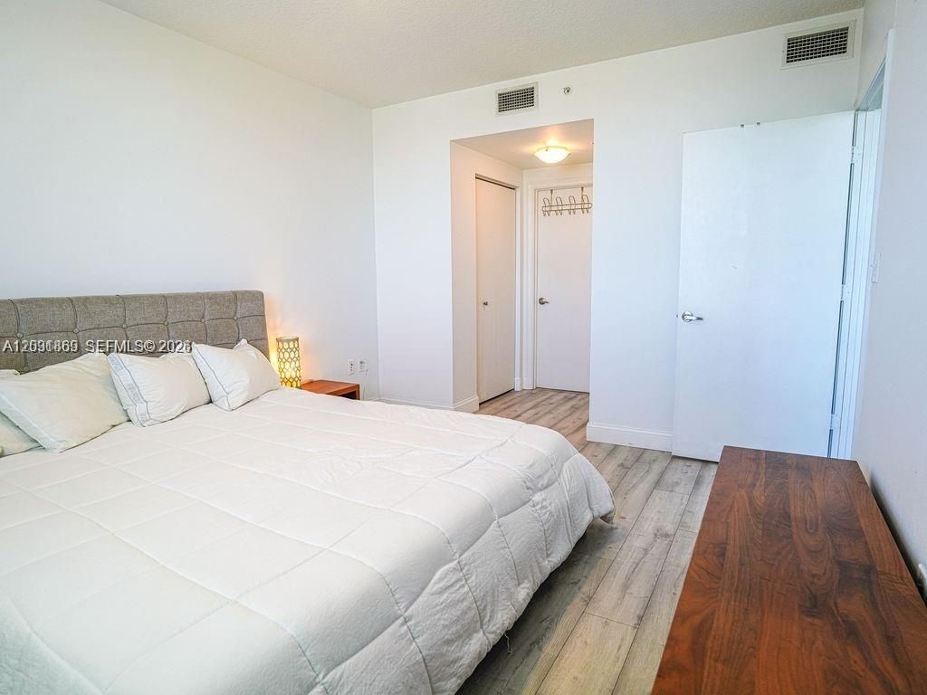 18800 NE 29th Ave , Unit 405, Aventura, FL 33180 Photo