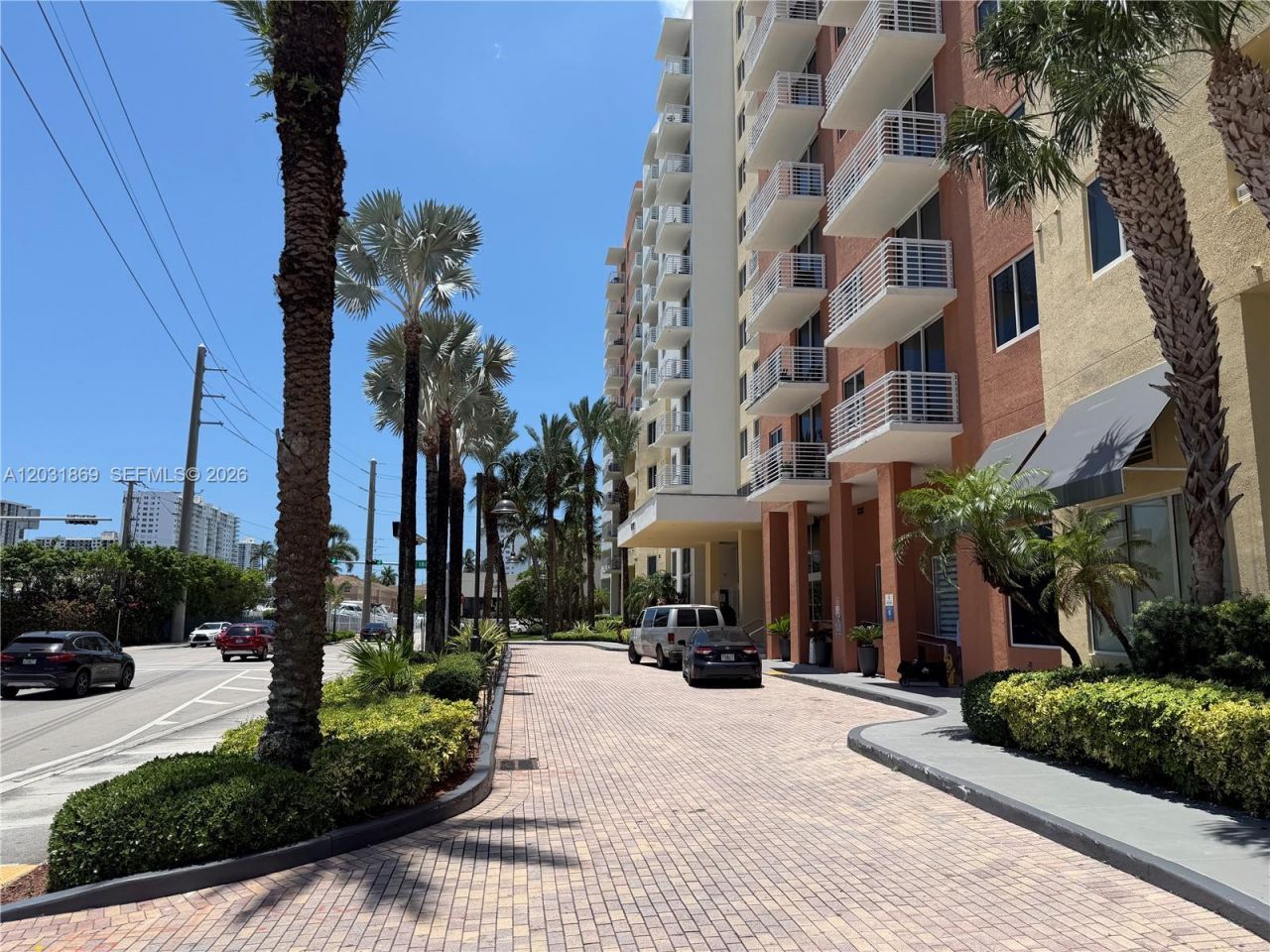 18800 NE 29th Ave, Unit 405, Aventura, FL 33180 Photo