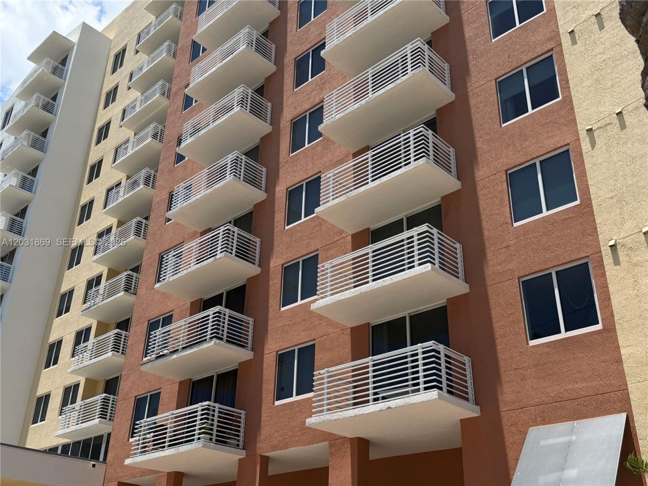 18800 NE 29th Ave, Unit 405, Aventura, FL 33180 Photo