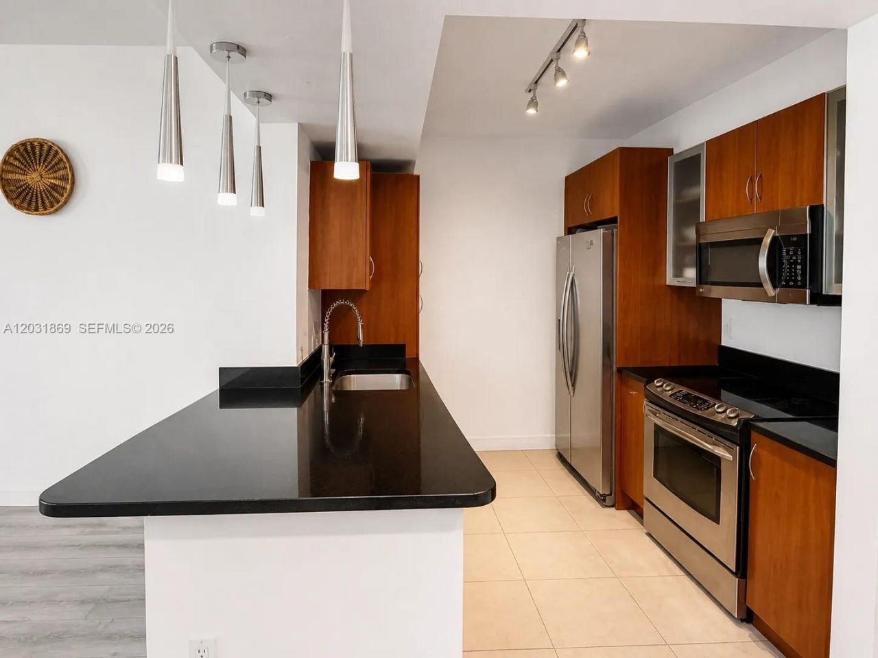 18800 NE 29th Ave, Unit 405, Aventura, FL 33180 Photo