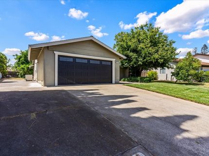 2810 Bogdan Ct, Sacramento, CA 95827 Photo