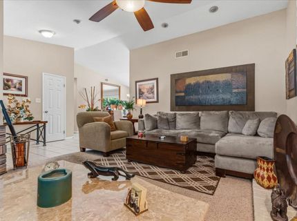 2810 Bogdan Ct, Sacramento, CA 95827 Photo