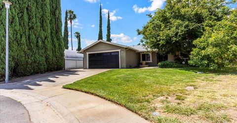 2810 Bogdan Ct, Sacramento, CA 95827 Photo