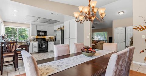 2810 Bogdan Ct, Sacramento, CA 95827 Photo