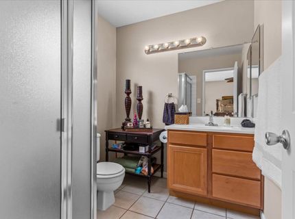 2810 Bogdan Ct, Sacramento, CA 95827 Photo