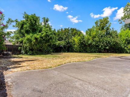2810 Bogdan Ct, Sacramento, CA 95827 Photo