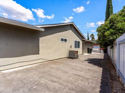 2810 Bogdan Ct, Sacramento, CA 95827 Photo
