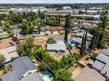2810 Bogdan Ct, Sacramento, CA 95827 Photo