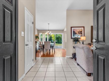 2810 Bogdan Ct, Sacramento, CA 95827 Photo
