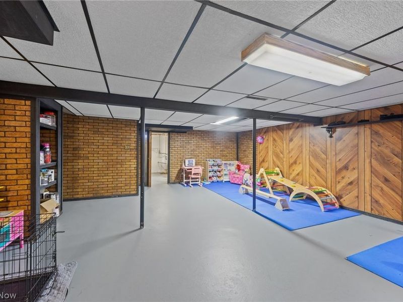 4785 Logan Arms Drive, Youngstown, OH 44505 Photo 20