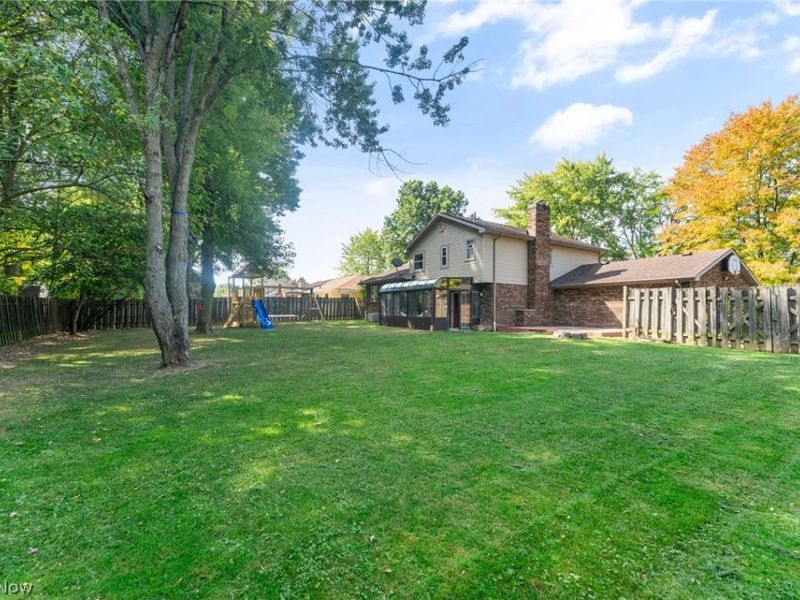 4785 Logan Arms Drive, Youngstown, OH 44505 Photo 25
