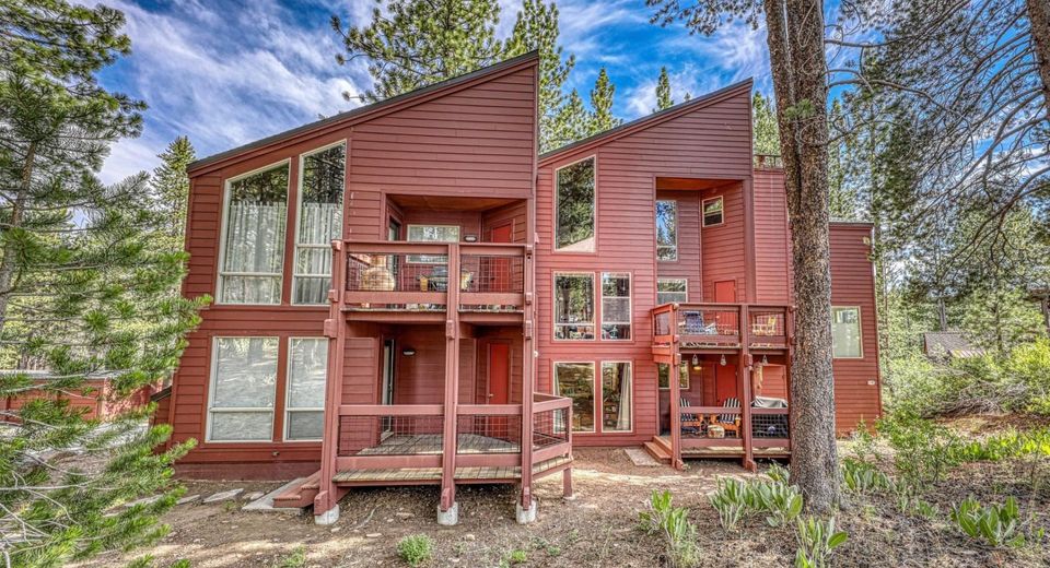 12798 Northwoods Boulevard, Unit #425, Truckee, CA 96161 Photo